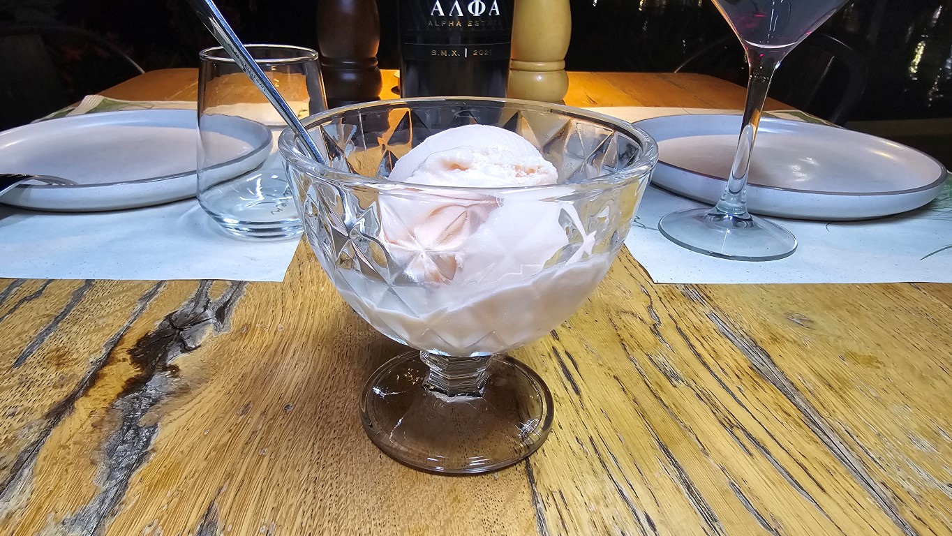 Ice cream scoop • rose delight
